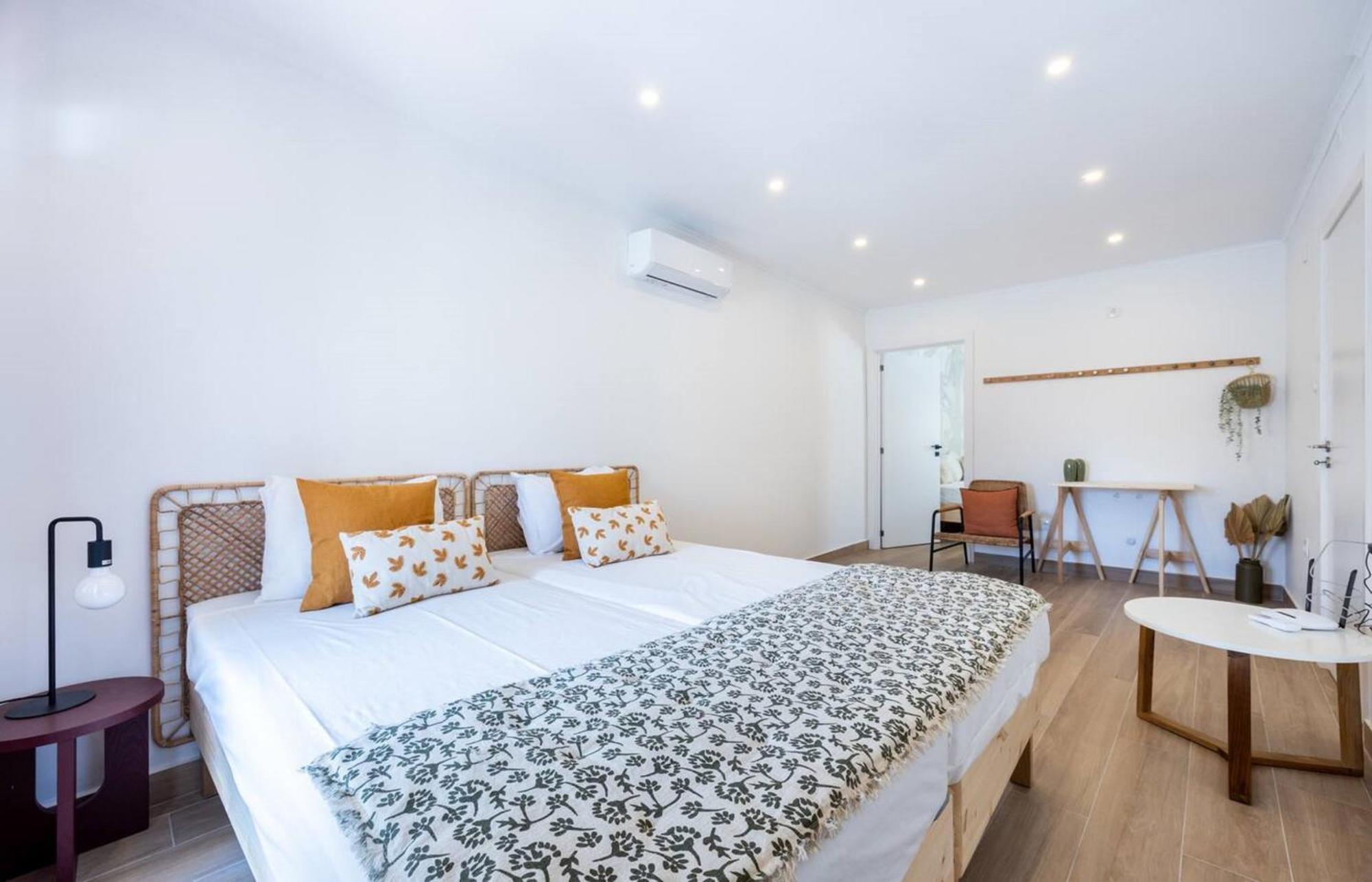 The Sunset Apartment تافيرا المظهر الخارجي الصورة